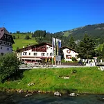 Bela Riva 3*