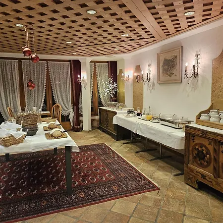 Garni Bela Riva