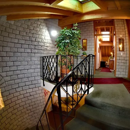 Bela Riva מלון סבונין